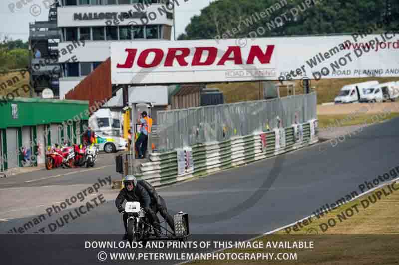 Vintage motorcycle club;eventdigitalimages;mallory park;mallory park trackday photographs;no limits trackdays;peter wileman photography;trackday digital images;trackday photos;vmcc festival 1000 bikes photographs